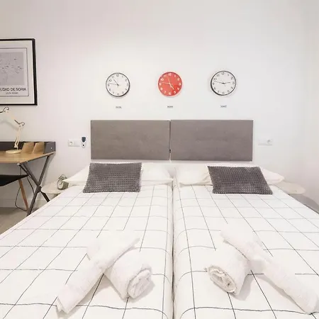 Charming With Terrace Apartamento Soria
