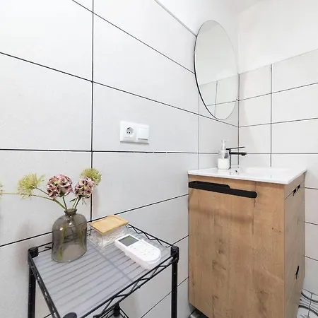 Charming With Terrace Apartamento *